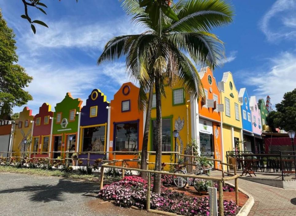 Boulevard Holandês em Holambra (SP) Boulevard Holandês em Holambra (SP)