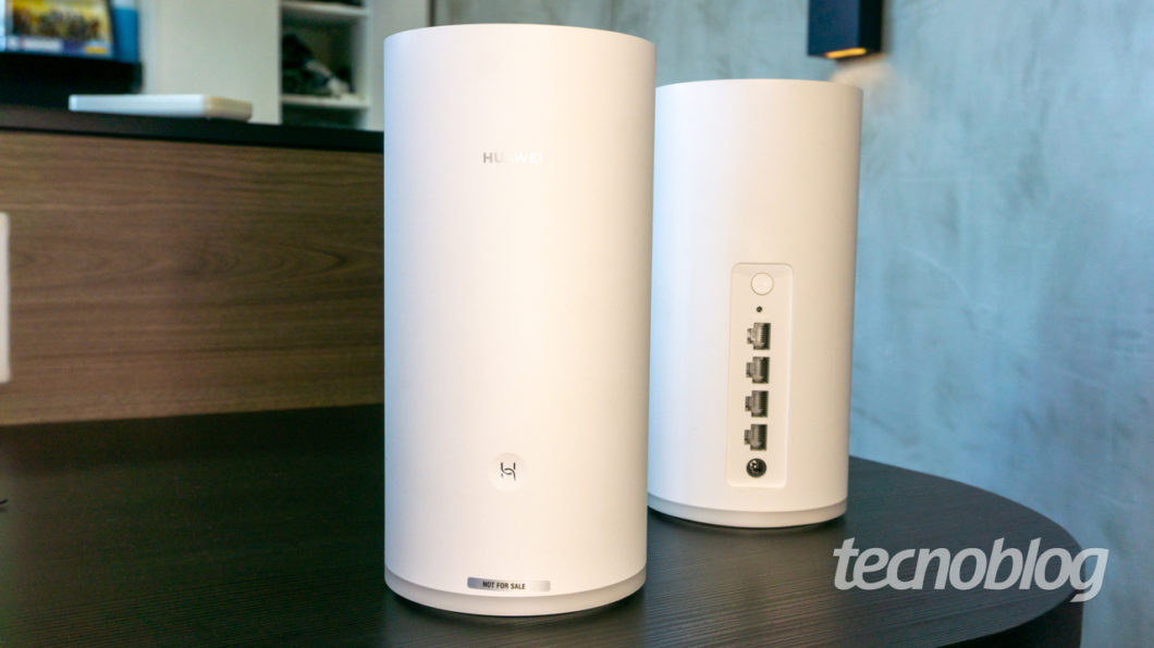 Huawei WiFi Mesh (Imagem: Lucas Braga/Tecnoblog)