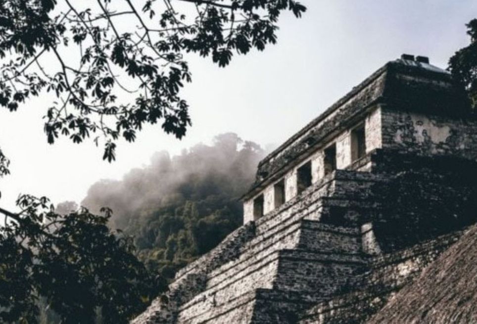 Pesquisadores registraram oito grandes secas prolongadas entre os anos 871 e 1021 d.C (Imagem: see that wonder/iStock)