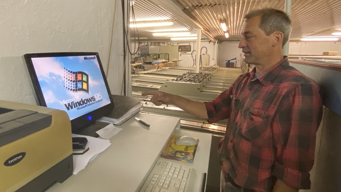Fazenda utiliza Windows 95 para operar máquinas de granja
