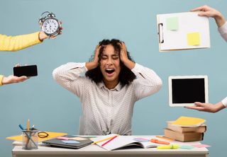 Aumento de 68% de afastados por ansiedade e depressão: entenda o cenário da saúde mental no Brasil em 2024