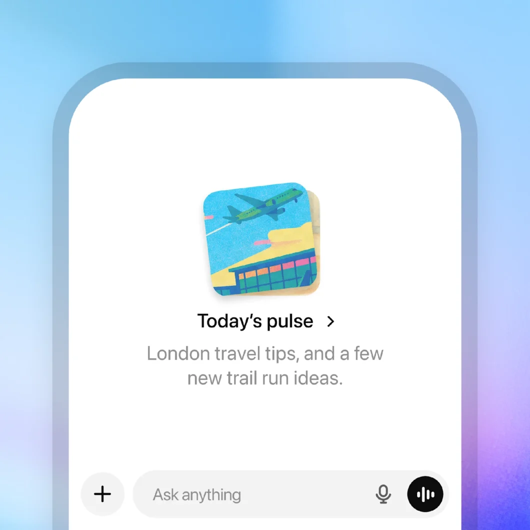 Uma captura de tela em um fundo com gradiente azul claro e roxo mostra a interface de um aplicativo em um celular rodando o recurso ChatGPT Pulse, no ChatGPT. No centro, um ícone colorido ilustra um avião verde decolando sobre um terminal de aeroporto. Abaixo do ícone, o título "Today's pulse".