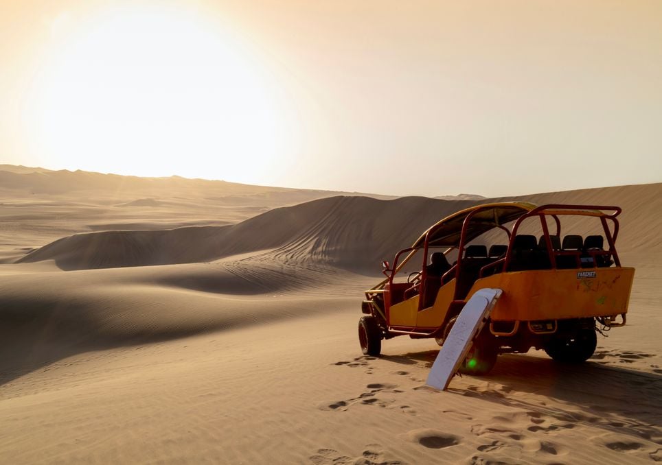 Passeio de buggy por Huacachina Passeio de buggy por Huacachina