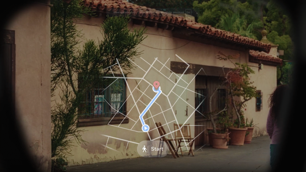 Captura de cena de vídeo de divulgação do óculos inteligente da Meta, na lente está um mapa 