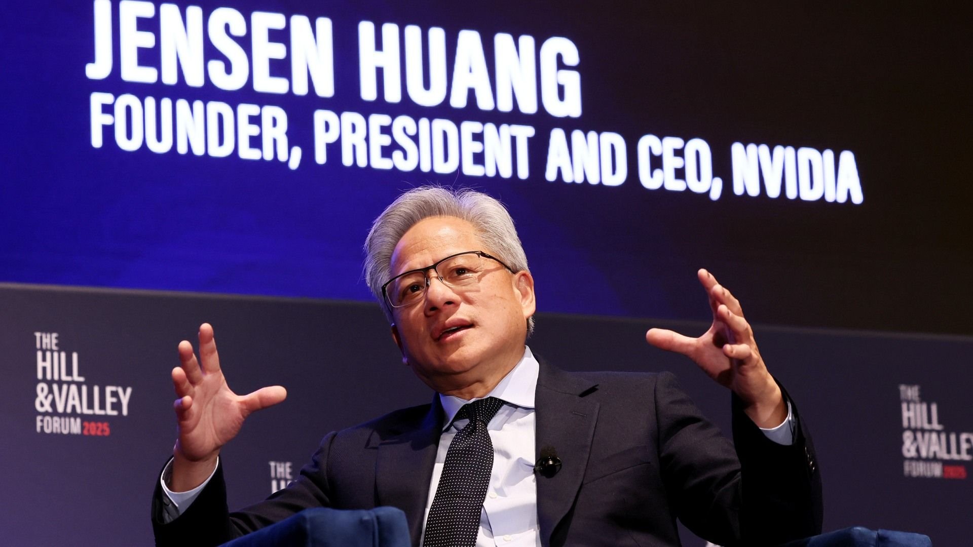 Participação de mercado da Nvidia na China caiu 50% e CEO culpa Biden