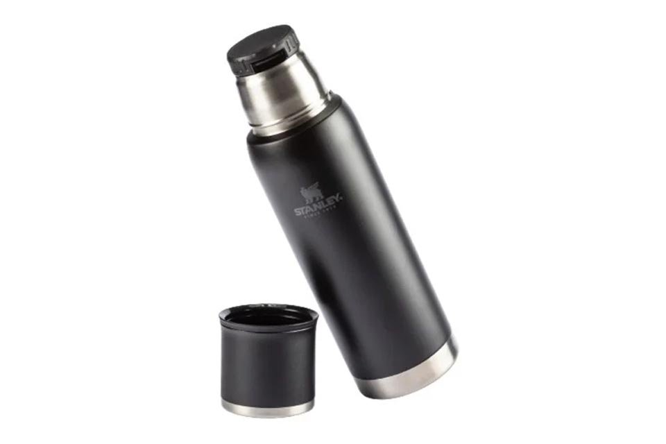 Garrafa-Termica-Stanley-Adventure-2-0-matte-black-960x640.jpg