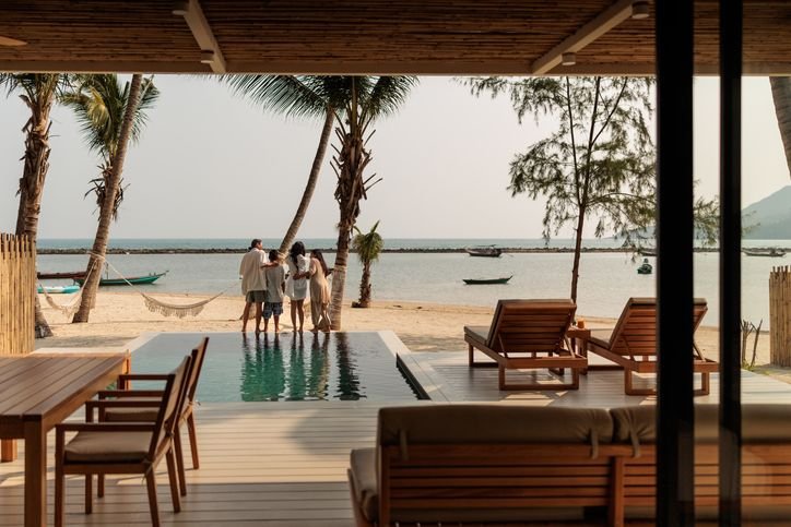 familia-em-hotel-a-beira-mar