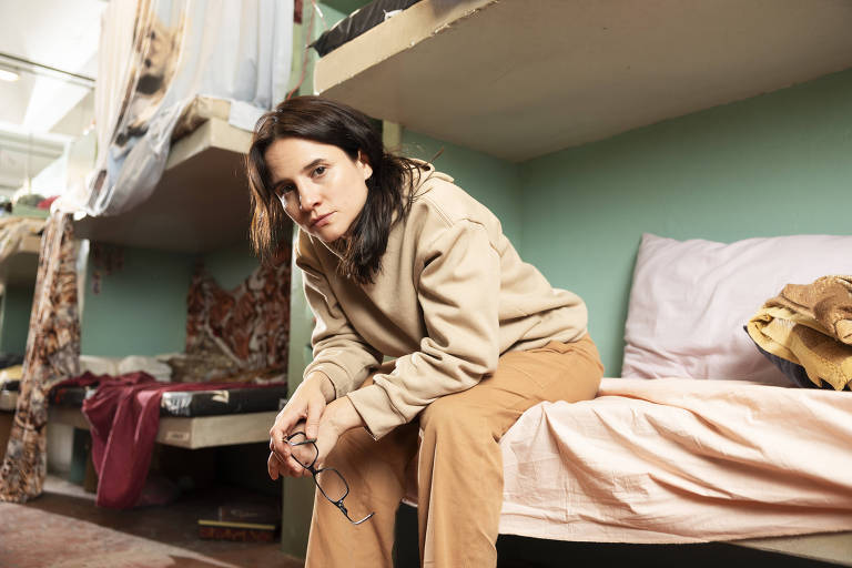 Maior desafio da minha carreira', diz Bianca Comparato - 19/09/2025 -  Mônica Bergamo - Folha