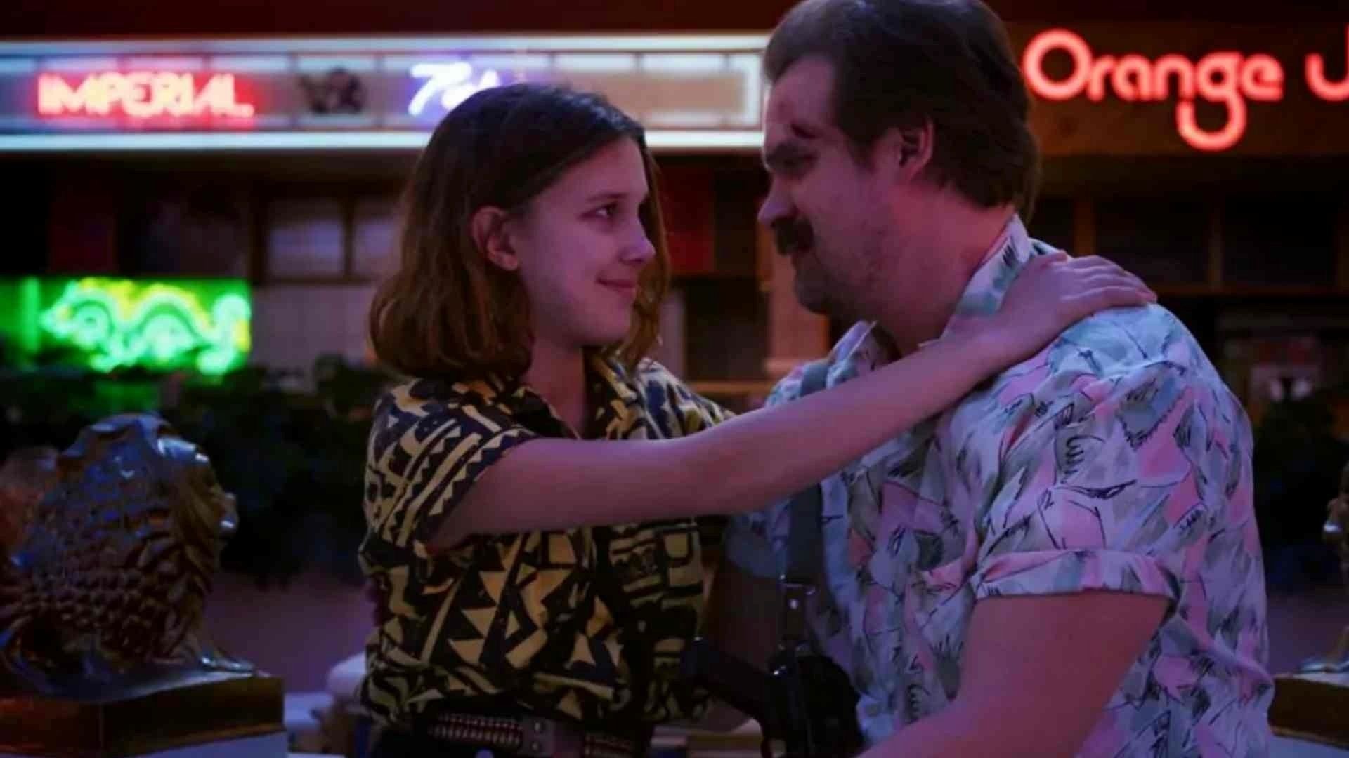 Stranger-Things-Polemica-Millie-Bobbie-David-Harbour-Netflix-03.jpg