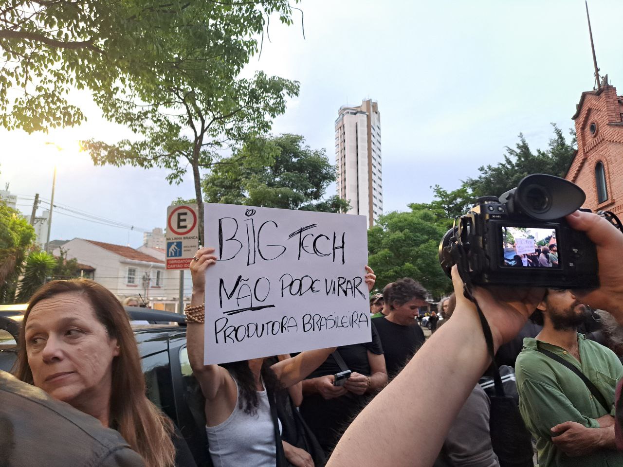 protesto pl do streaming 5