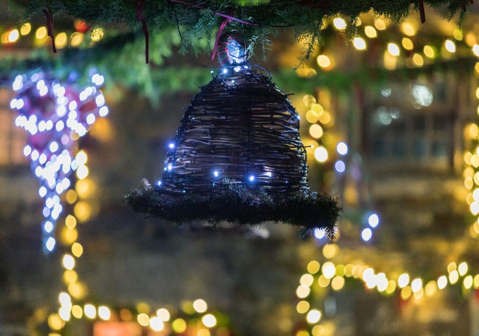 Decorações de Natal da Aldeia de Cabeça, Seia