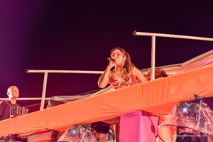 Danny encerra primeira noite de folia no Circuito Fábio Marques Paracat