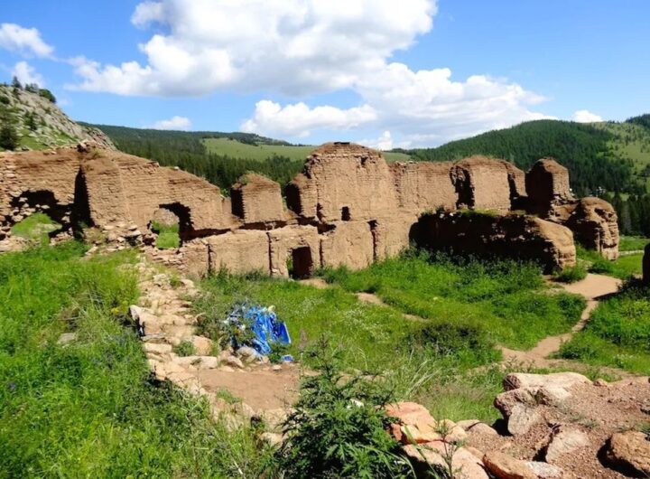 O Parque que existiu antes de Yellowstone: o santuário milenar escondido nas montanhas da Mongólia