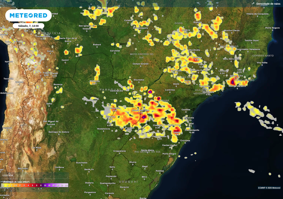Previsão de tempestades neste sábado (7), de acordo com o ECMWF.