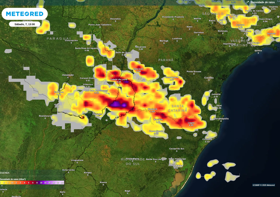 Previsão de tempestades neste sábado (7), de acordo com o ECMWF.