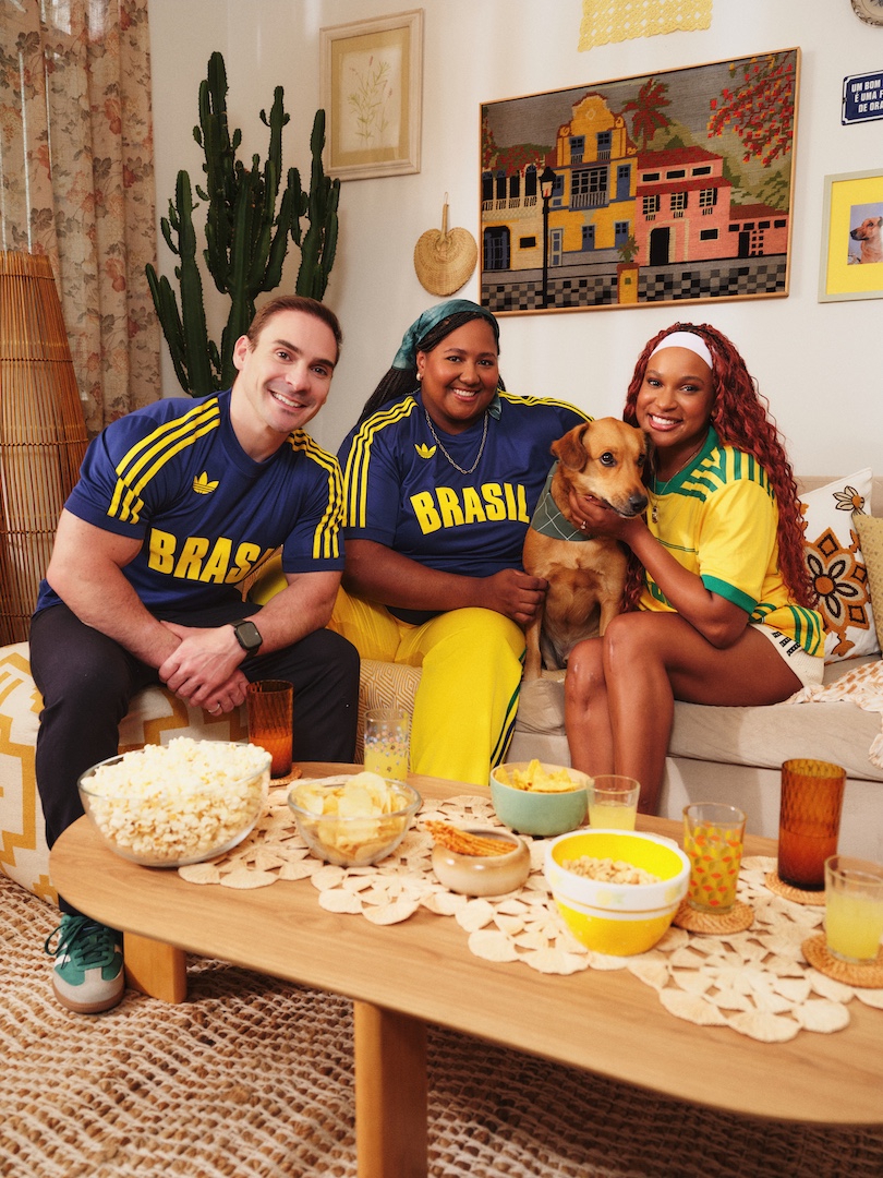 Arthur Zanetti (à esq), ginasta brasileiro campeão olímpico; no centro, Bia Souza (à esq), judoca brasileira campeã olímpica e Rebeca Andrade (à dir), maior medalhista da história do Brasil 