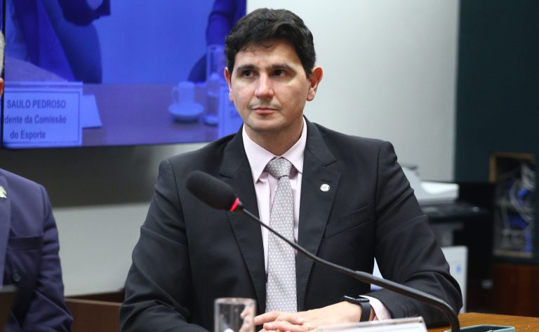 Audiência Pública - Atividades do Comitê Brasileiro de Clubes Paralímpicos. Secretário Nacional - Ministério do Esporte, Fábio Araújo